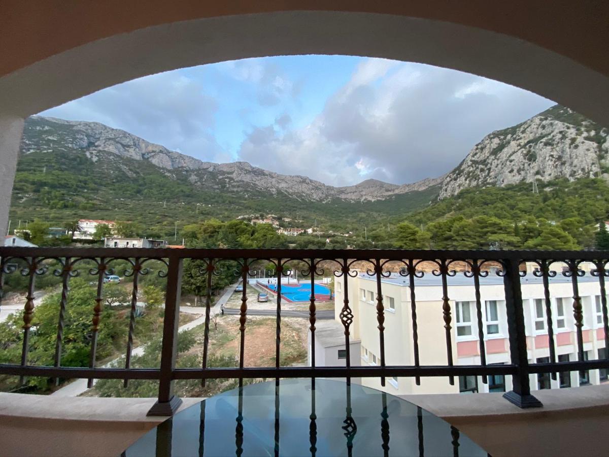 Apartments Grozdana Gradac  Eksteriør billede
