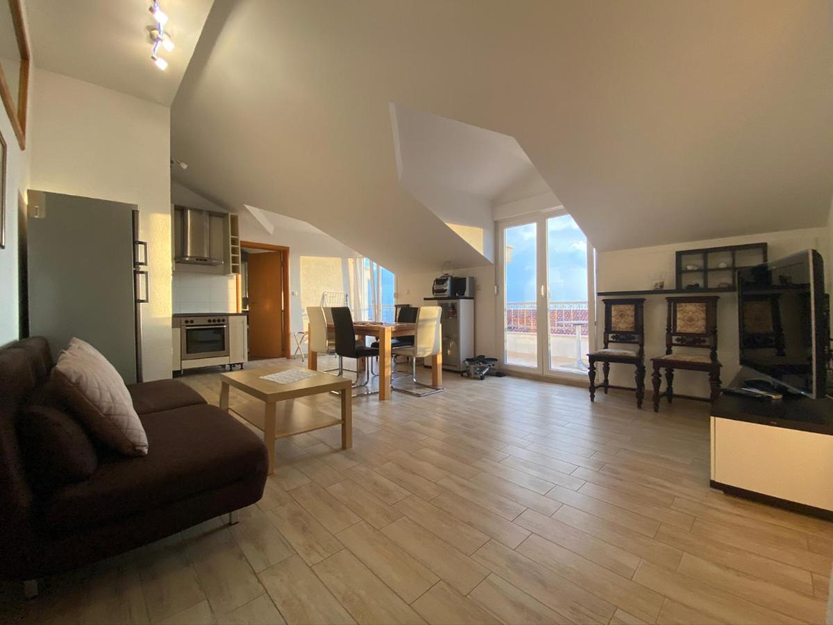 Apartments Grozdana Gradac  Eksteriør billede