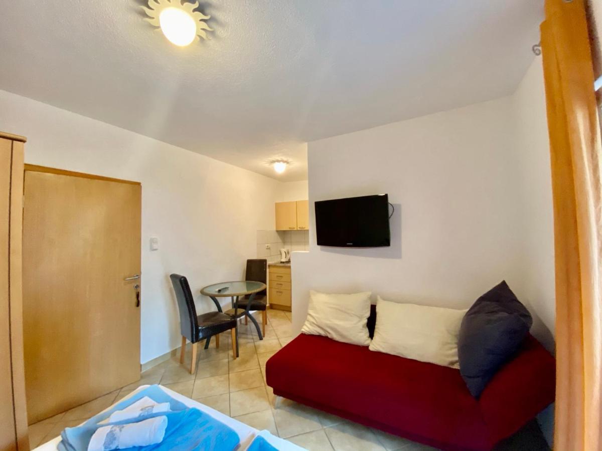 Apartments Grozdana Gradac  Eksteriør billede