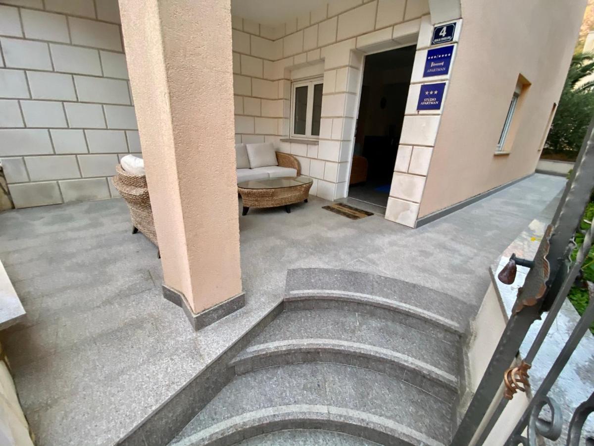 Apartments Grozdana Gradac  Eksteriør billede