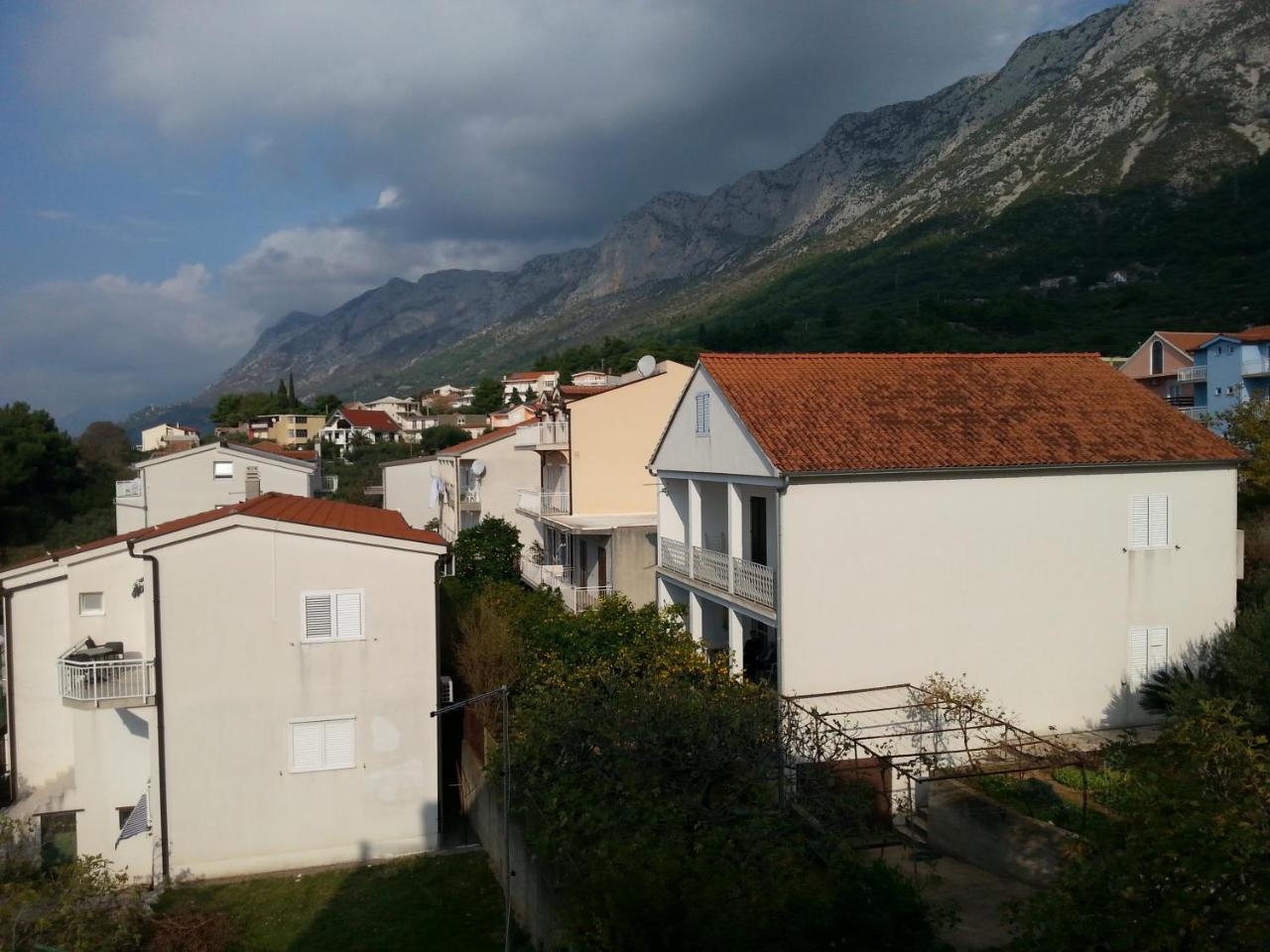 Apartments Grozdana Gradac  Eksteriør billede